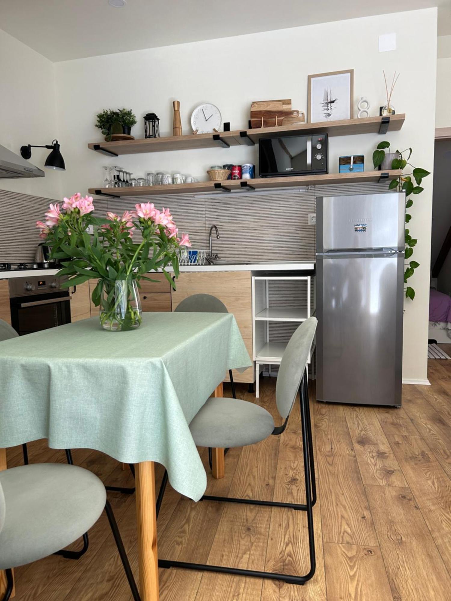Lovely Apartment ซัฟทัท ภายนอก รูปภาพ